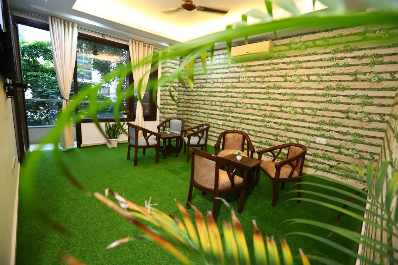 Hotel Nature View Green Park Metro Couple Friendly New Delhi Exterior photo