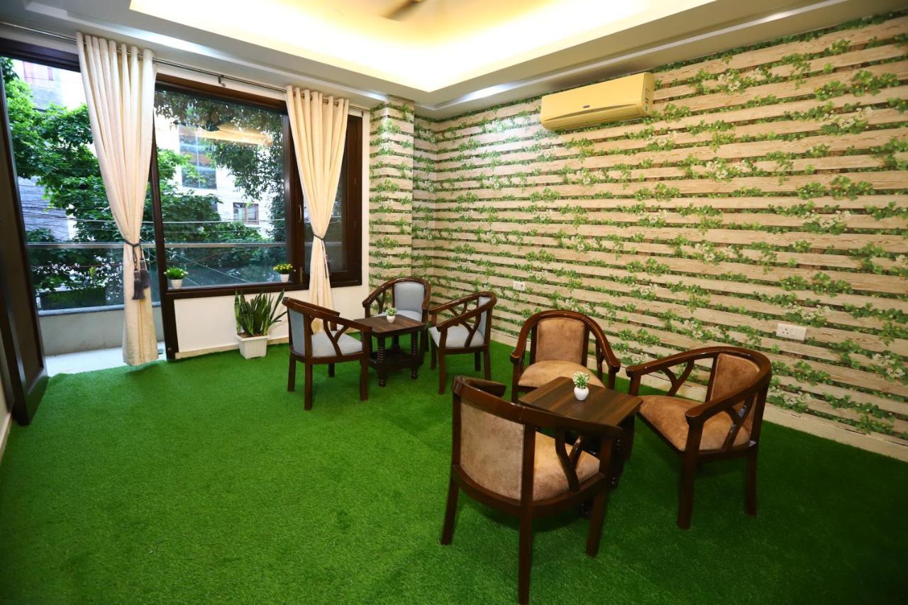 Hotel Nature View Green Park Metro Couple Friendly New Delhi Exterior photo