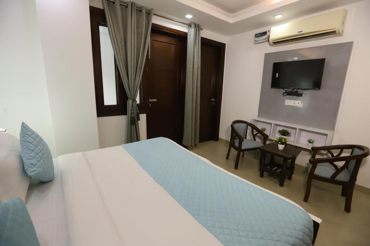 Hotel Nature View Green Park Metro Couple Friendly New Delhi Exterior photo