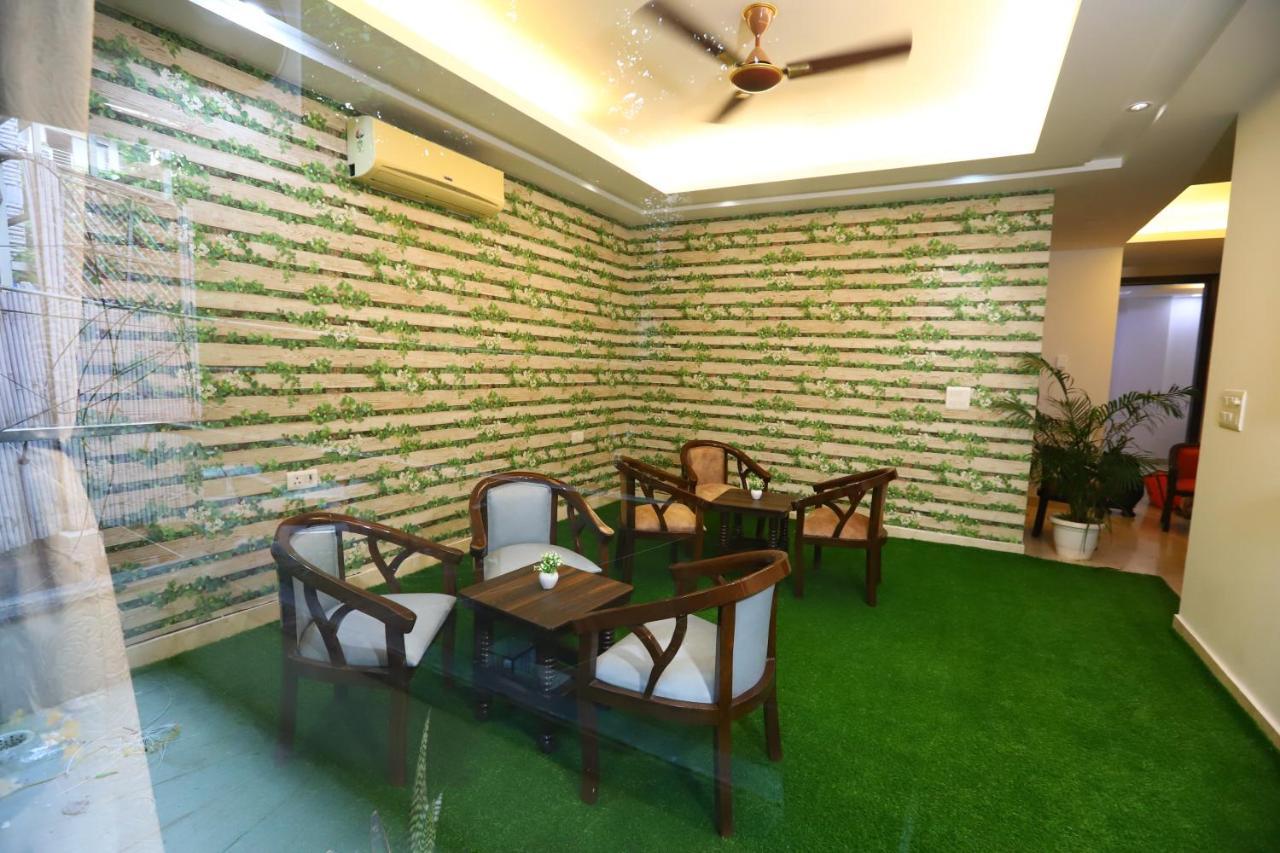 Hotel Nature View Green Park Metro Couple Friendly New Delhi Exterior photo